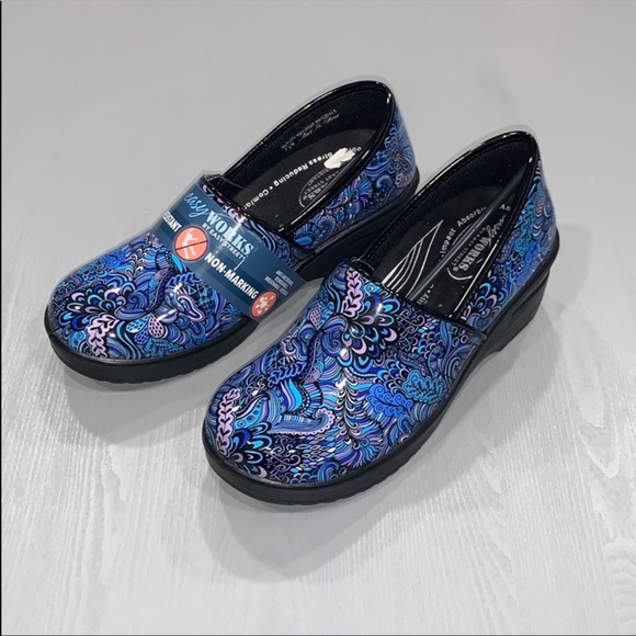 Easy Works Non Slip On Clogs Size 7.5M - Picture 2 of 15